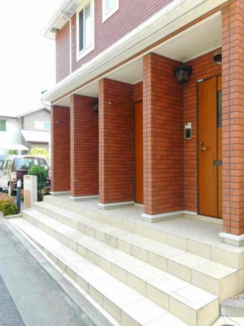 14/23 エントランス