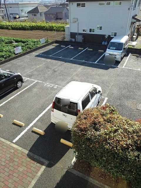 18/24 駐車場