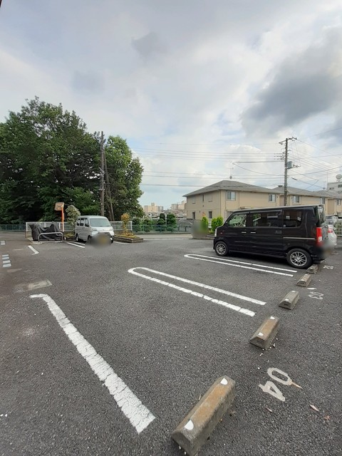 22/26 駐車場
