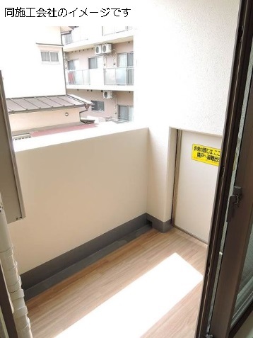 18/30 バルコニー