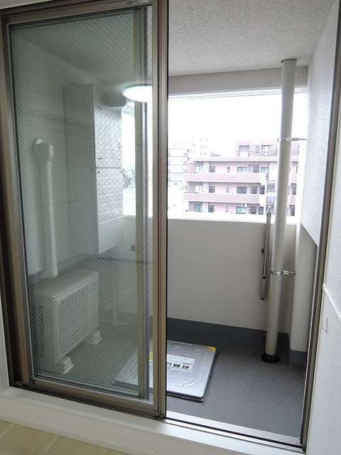 19/30 バルコニー