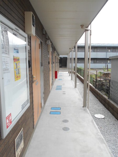 21/26 エントランス