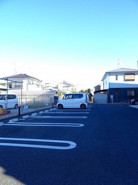 22/30 駐車場