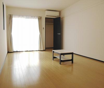 4/13 リビング/ダイニング