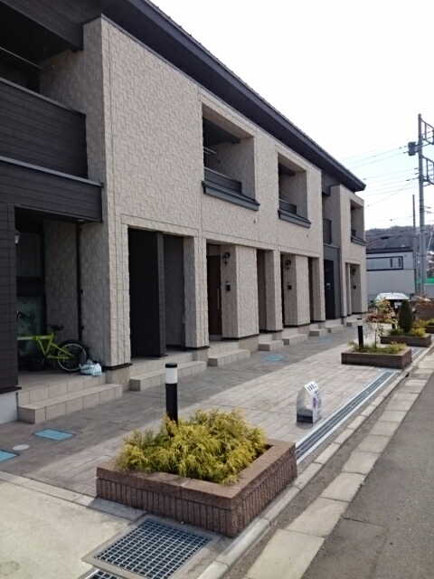 14/23 エントランス