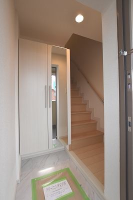 5/20 玄関