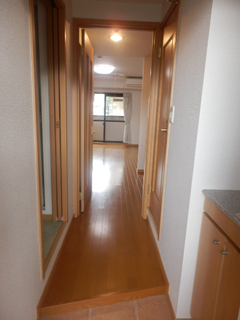 22/30 エントランス