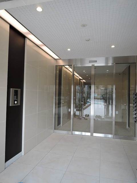 14/22 エントランス