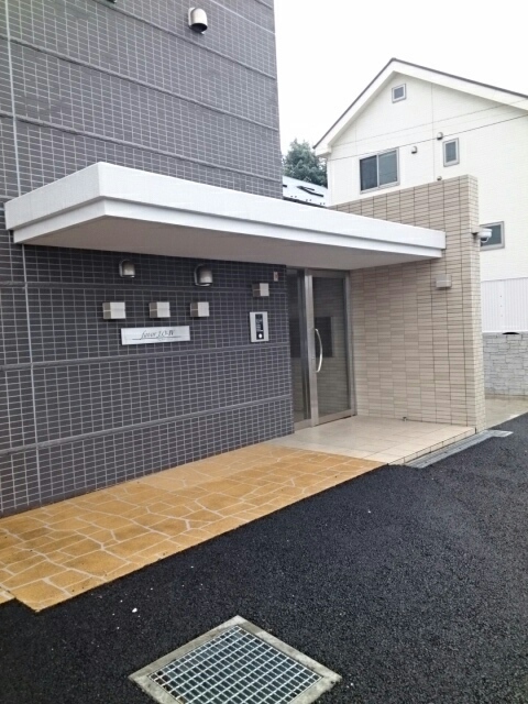 14/24 エントランス