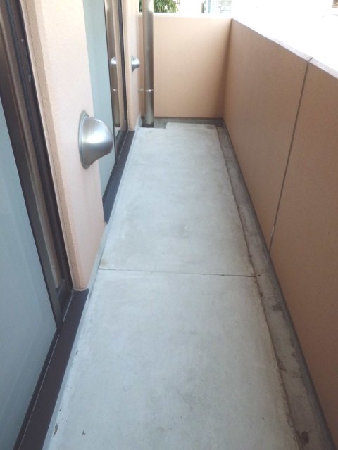 18/29 バルコニー