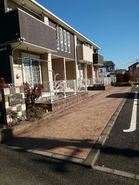 18/25 エントランス