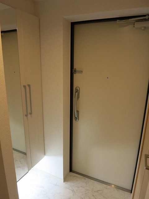 5/22 玄関