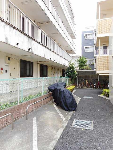 19/29 エントランス