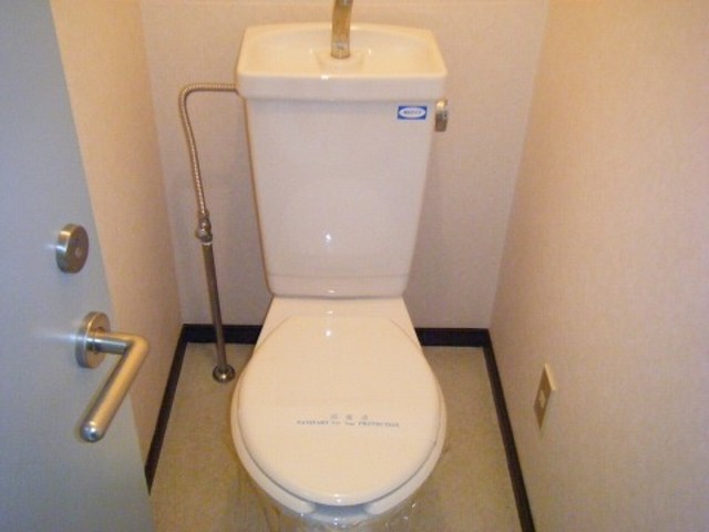 22/30 トイレ