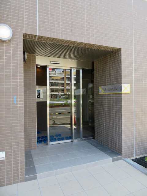14/22 エントランス