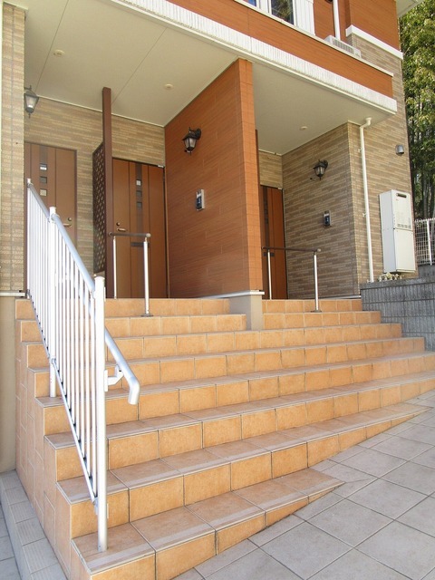 14/23 エントランス