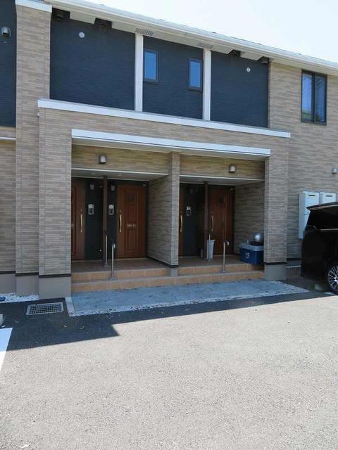 22/30 エントランス