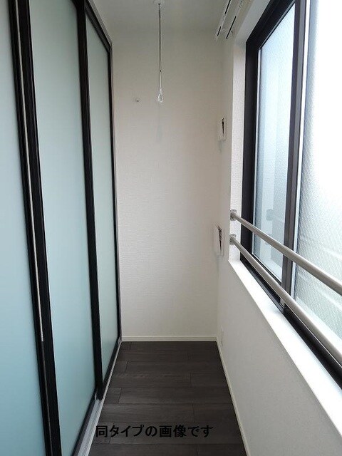 17/30 バルコニー