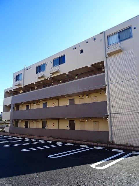 13/19 駐車場