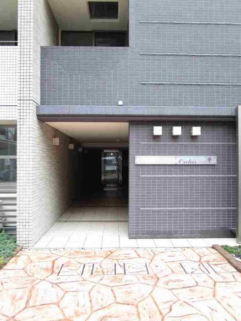 14/22 エントランス