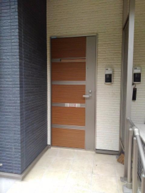 18/29 エントランス