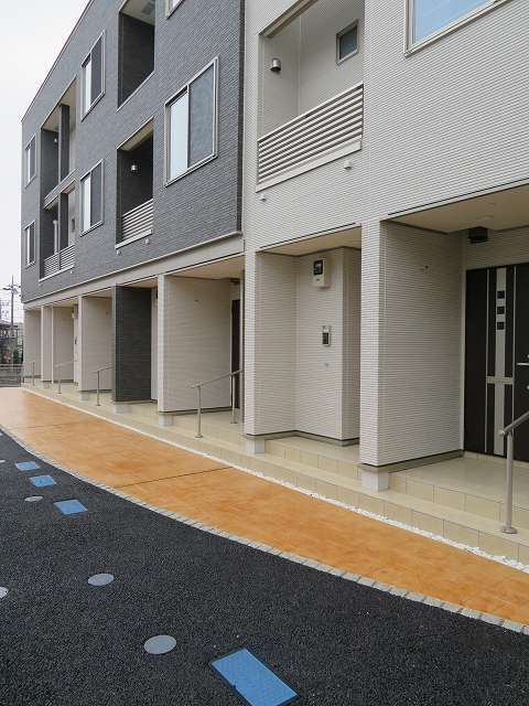 14/24 エントランス