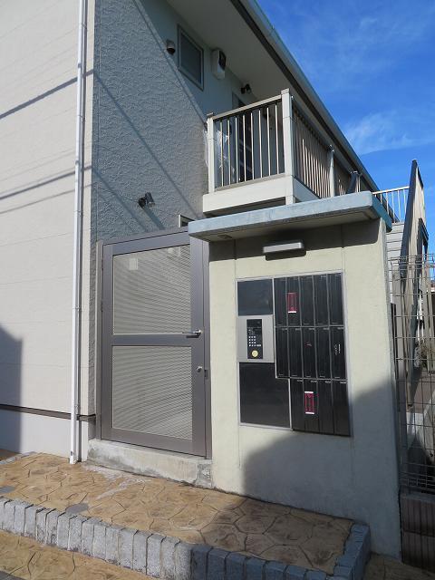 14/23 エントランス