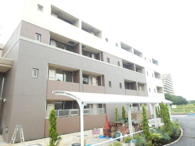 17/28 エントランス