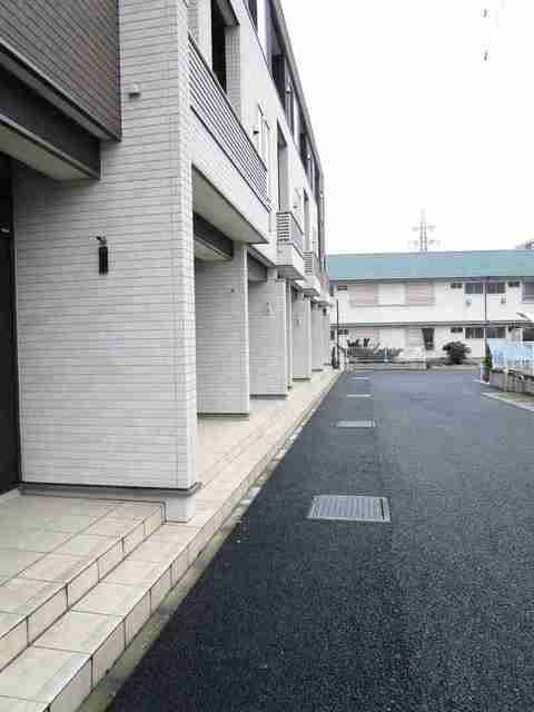 14/23 エントランス