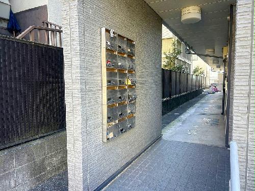 2/2 エントランス