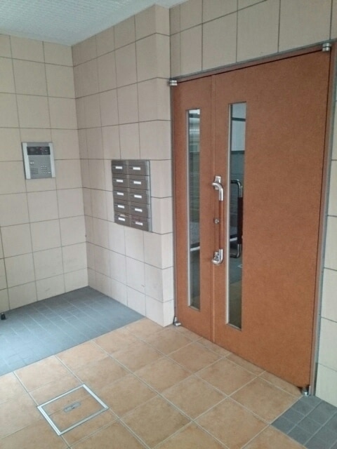 13/20 エントランス