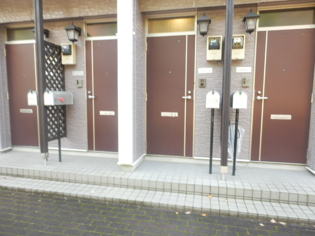 22/30 エントランス