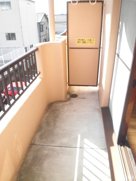 16/28 バルコニー