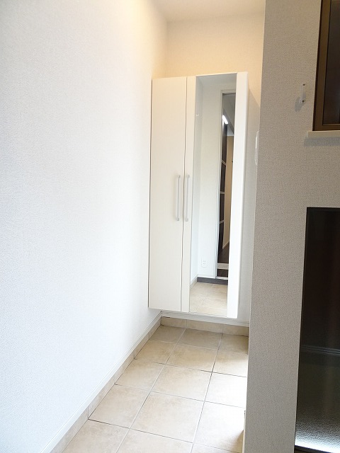 14/20 エントランス