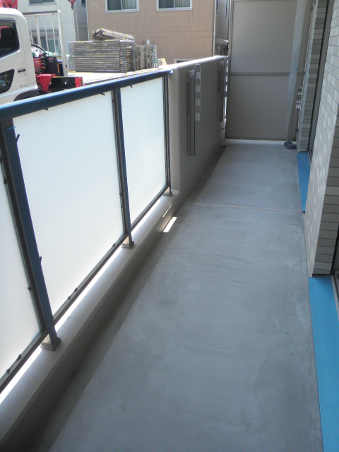 16/25 バルコニー