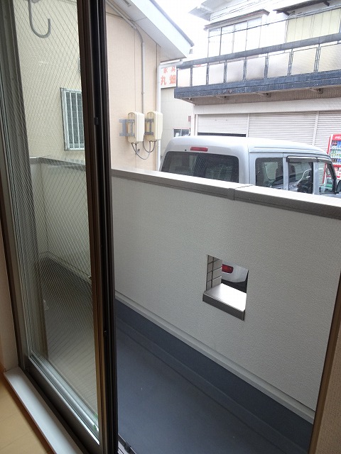 14/28 バルコニー