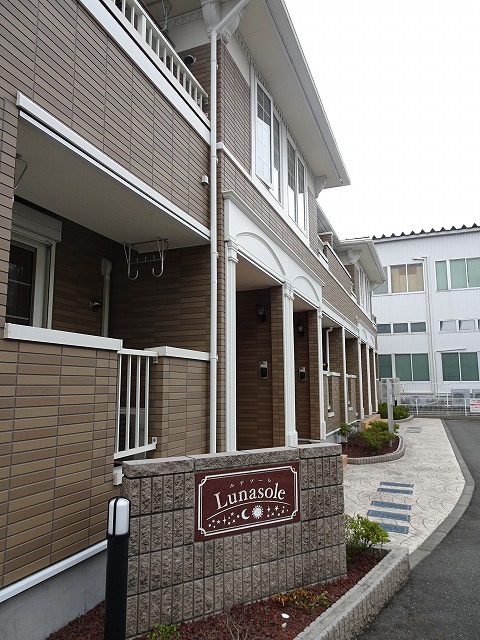 14/17 エントランス