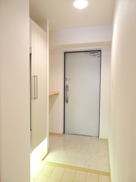 15/21 エントランス