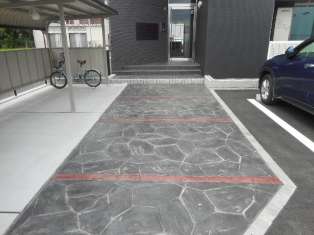 2/8 エントランス