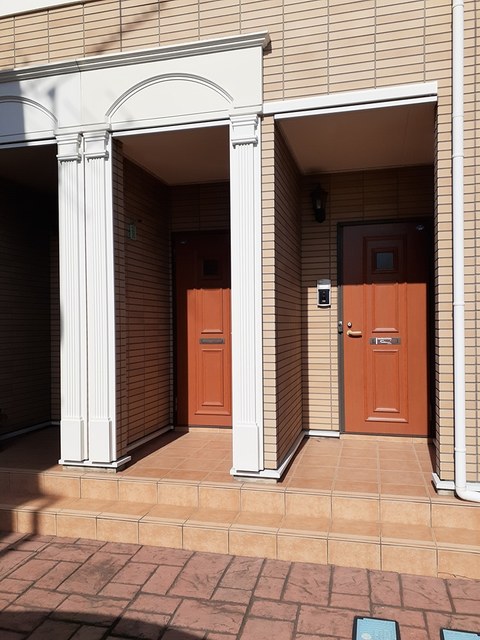 14/20 エントランス