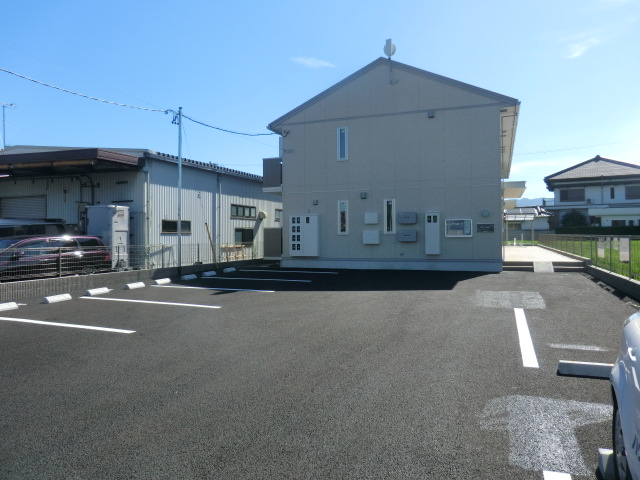 22/30 駐車場