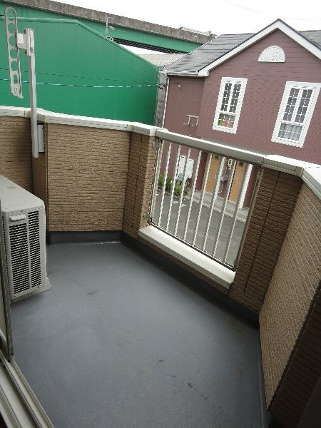 19/28 バルコニー