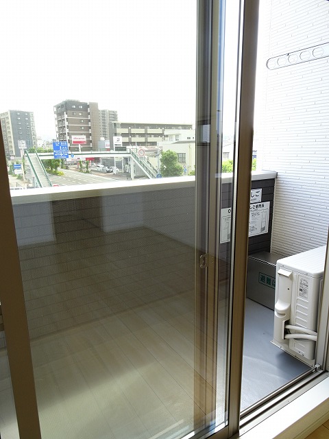 13/20 バルコニー