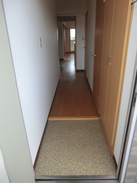 8/25 玄関