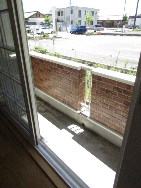 19/28 バルコニー