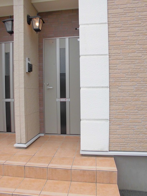 16/22 エントランス