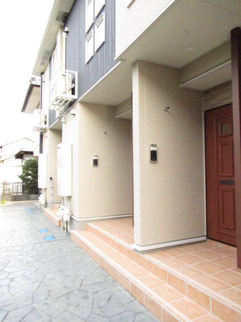 14/20 エントランス