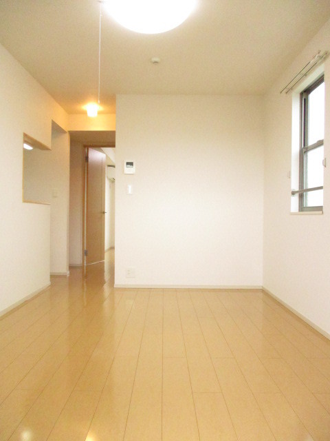 18/28 バルコニー