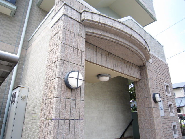 21/24 エントランス