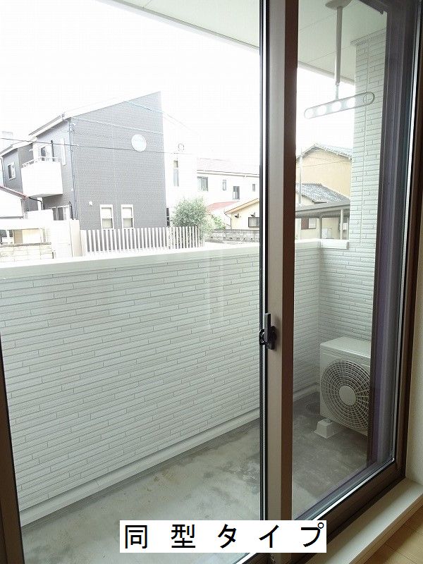 13/20 バルコニー